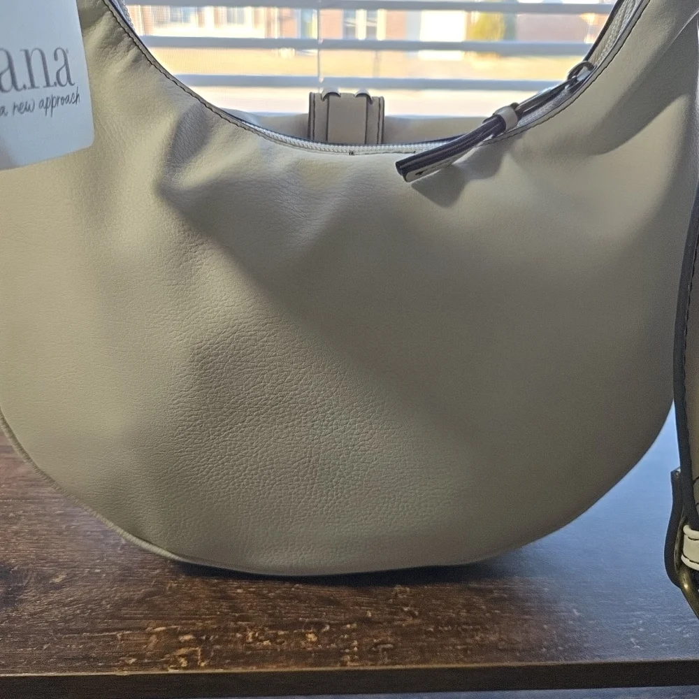 A.N.A. A New Approach Cream Crossbody Shoulder Bag Adjustable Strap NWT‎